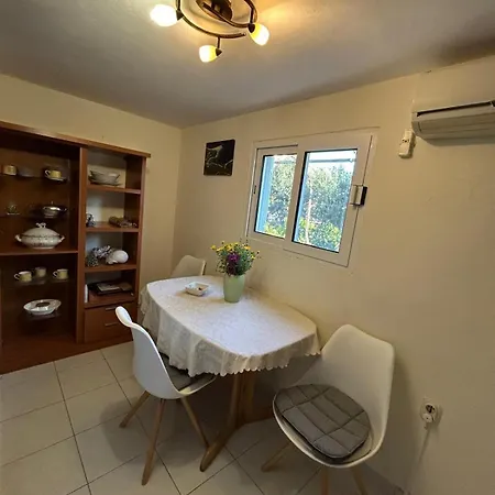 Appartement With Parking Space Rukavac, - 8897