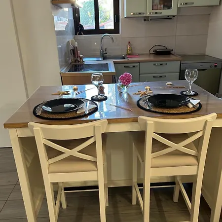 With Parking Space Rukavac, - 8897 Appartement