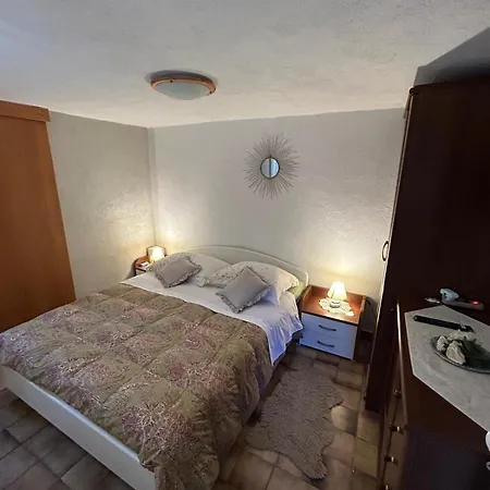 With Parking Space Rukavac, - 8897 Lejlighed *